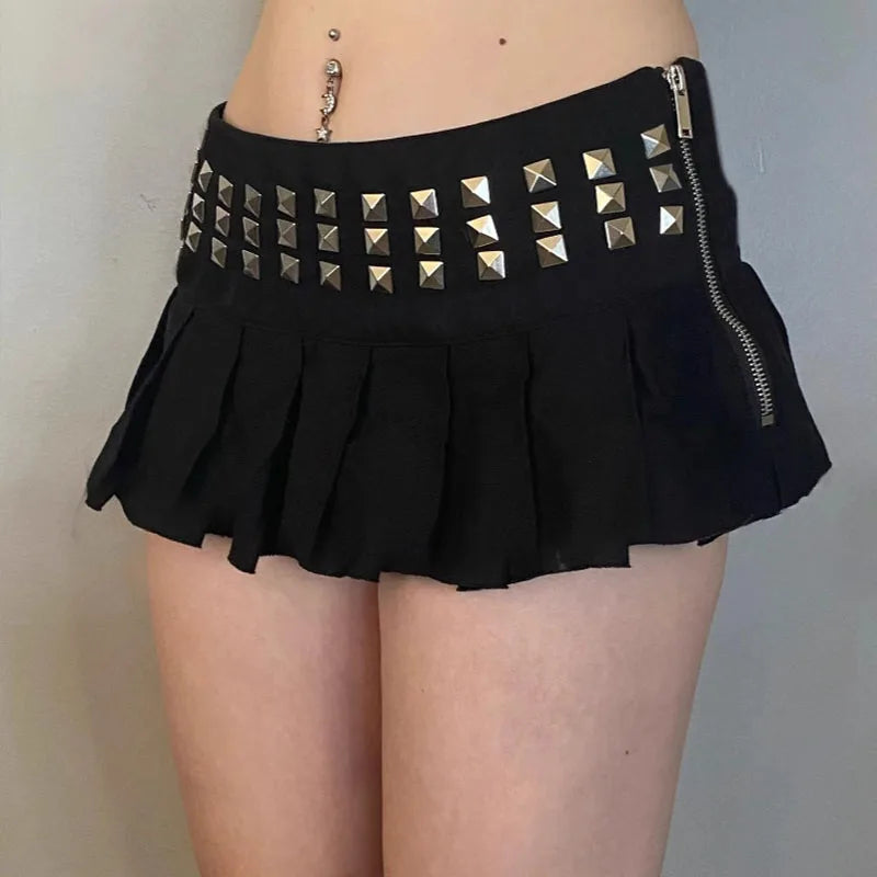 Y2K Sexy Women Clothes Vintage Harajuku Punk Rivet Pleated Skirts Hottie Skirt Summer New Street Gothic Solid E-girl Mini Skirt