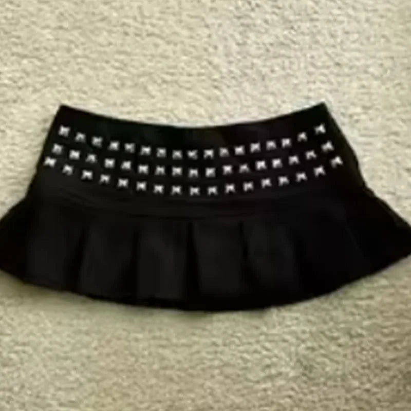 Y2K Sexy Women Clothes Vintage Harajuku Punk Rivet Pleated Skirts Hottie Skirt Summer New Street Gothic Solid E-girl Mini Skirt