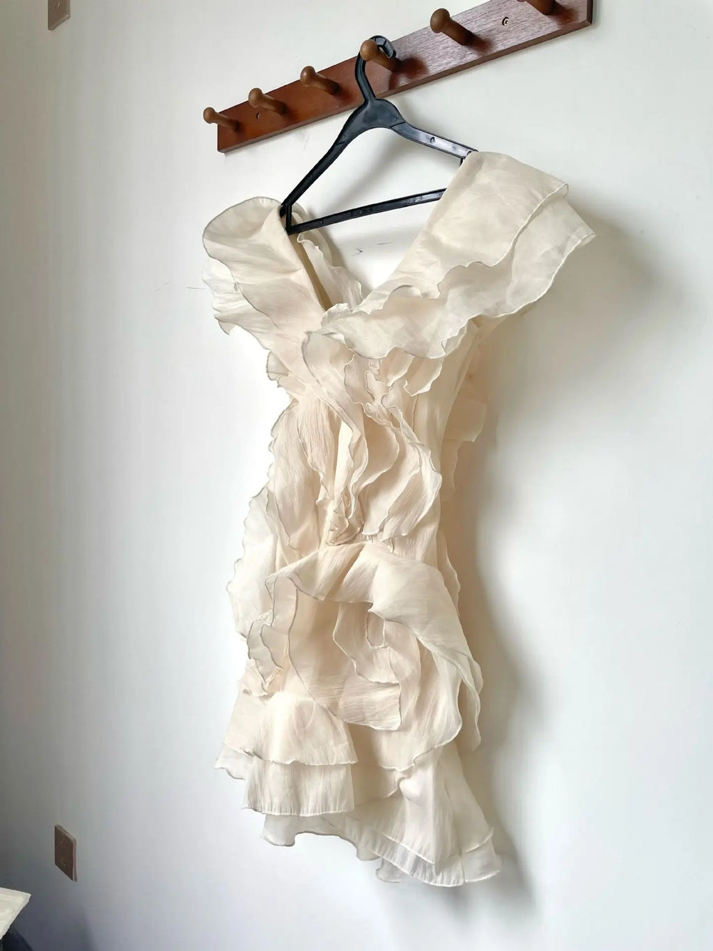Y2K Ruffle Mini Dress for Women Fashion Irregular Beach Holiday Outfits Summer Sexy Off The Shoulder Birthday Party Dresses 2025
