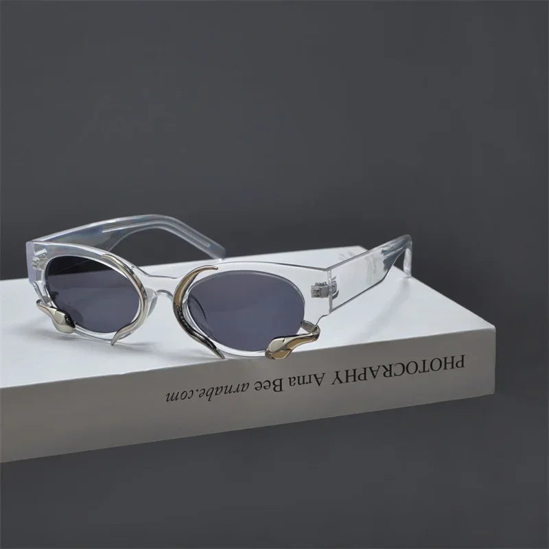 1pc Retro Small Frame Three-Dimensional Snake Y2k Spicy Girl Personality Street Photo Trend Men And Women'S Sunglasses Shades