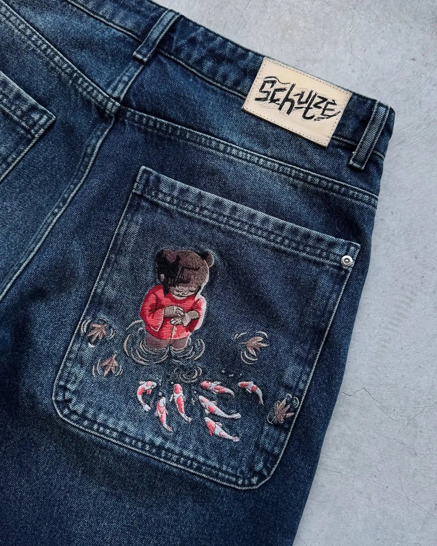 Fashion Cherry Blossom Pocket Embroidery Jeans Shorts Men Women Retro Baggy Black Denim Short Y2k Jorts Hip Hop Streetwear Pants