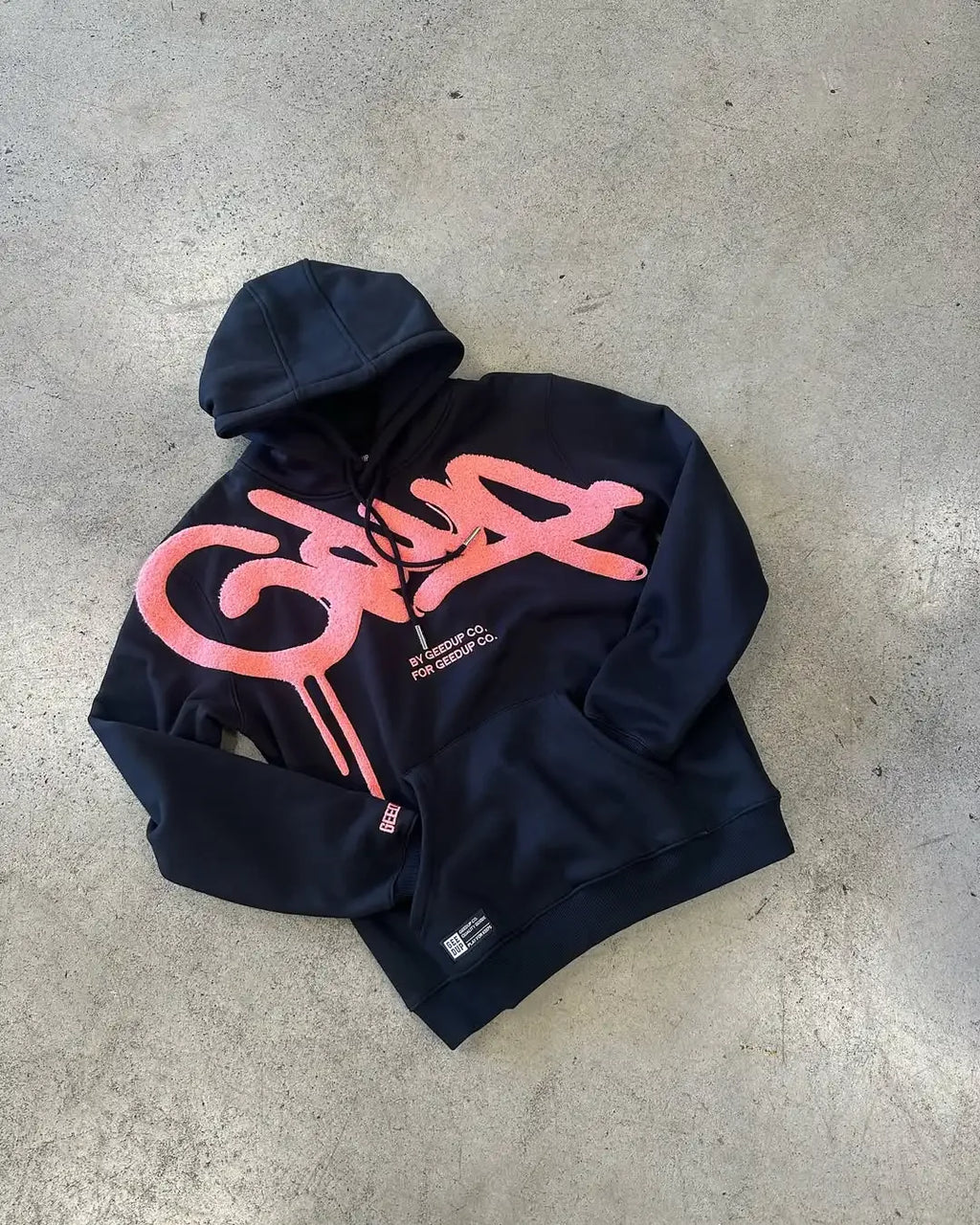 Y2K Style Hoodie with Pearl Details, Gothic Letter Print Zip-Up Hooded Sweatshirt