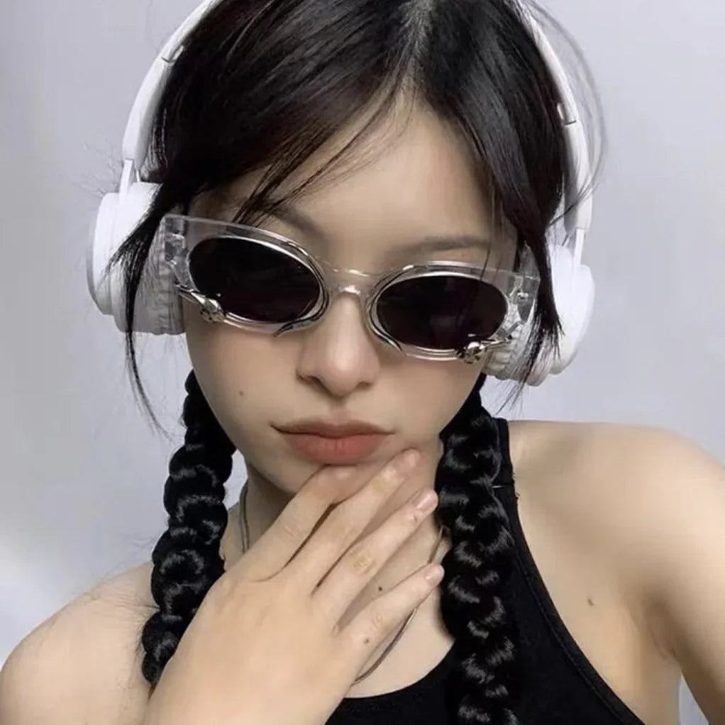 1pc Retro Small Frame Three-Dimensional Snake Y2k Spicy Girl Personality Street Photo Trend Men And Women'S Sunglasses Shades