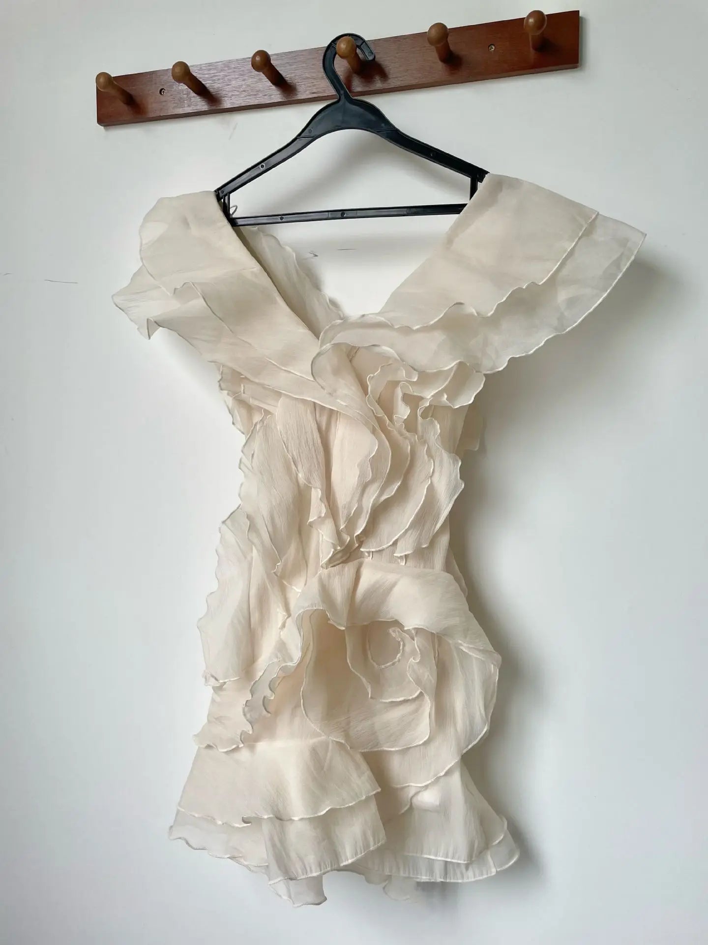 Y2K Ruffle Mini Dress for Women Fashion Irregular Beach Holiday Outfits Summer Sexy Off The Shoulder Birthday Party Dresses 2025